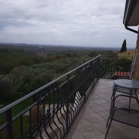 San Mauro Countryside Retreat With Restaurant & Wine Cellar Aparthotel Momjan