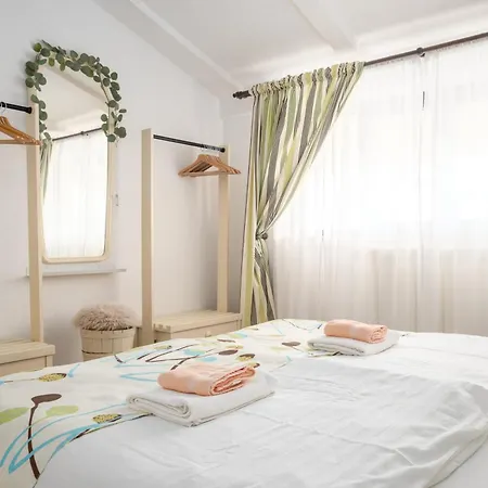 San Mauro Countryside Retreat With Restaurant & Wine Cellar Appart hôtel Momjan