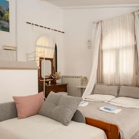 San Mauro Countryside Retreat With Restaurant & Wine Cellar 3*