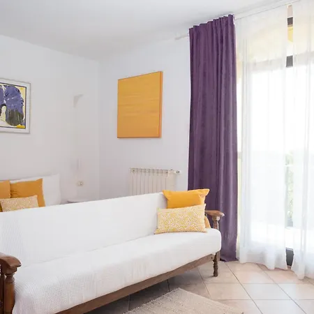 San Mauro Countryside Retreat With Restaurant & Wine Cellar 3*