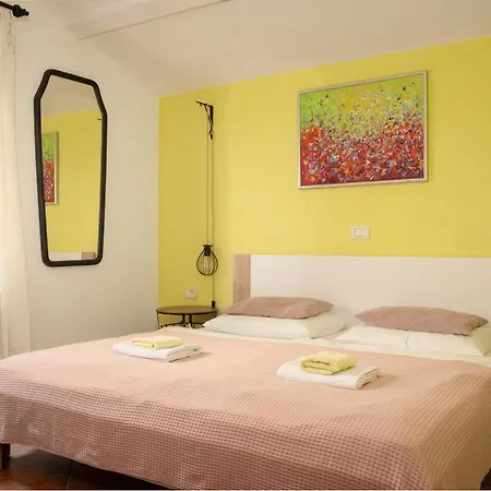 San Mauro Countryside Retreat With Restaurant & Wine Cellar Appart hôtel Momjan
