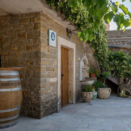 San Mauro Countryside Retreat With Restaurant & Wine Cellar Lejlighedshotel