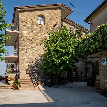 Appart hôtel San Mauro Countryside Retreat With Restaurant & Wine Cellar