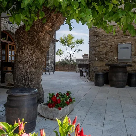 Lejlighedshotel San Mauro Countryside Retreat With Restaurant & Wine Cellar 3*