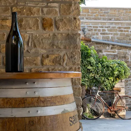 San Mauro Countryside Retreat With Restaurant & Wine Cellar