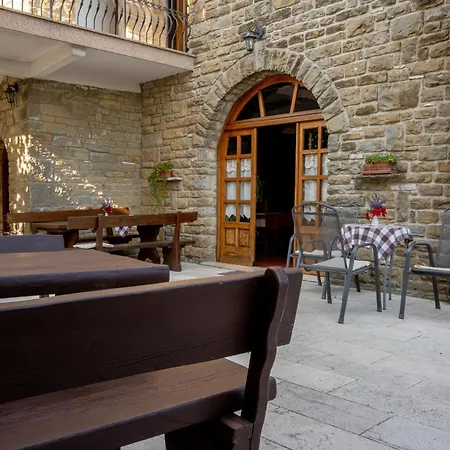 San Mauro Countryside Retreat With Restaurant & Wine Cellar 3* Momjan